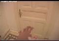 Viens masser les seins de cette bonne blonde sous la douche